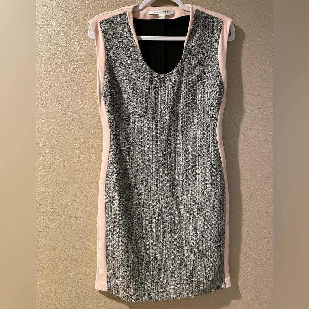 Diane Von Furstenberg Gray and Pink Classic Midi Dress Sz 10